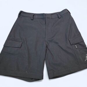 Air Jordan Men’s size 32 Medium black golf shorts